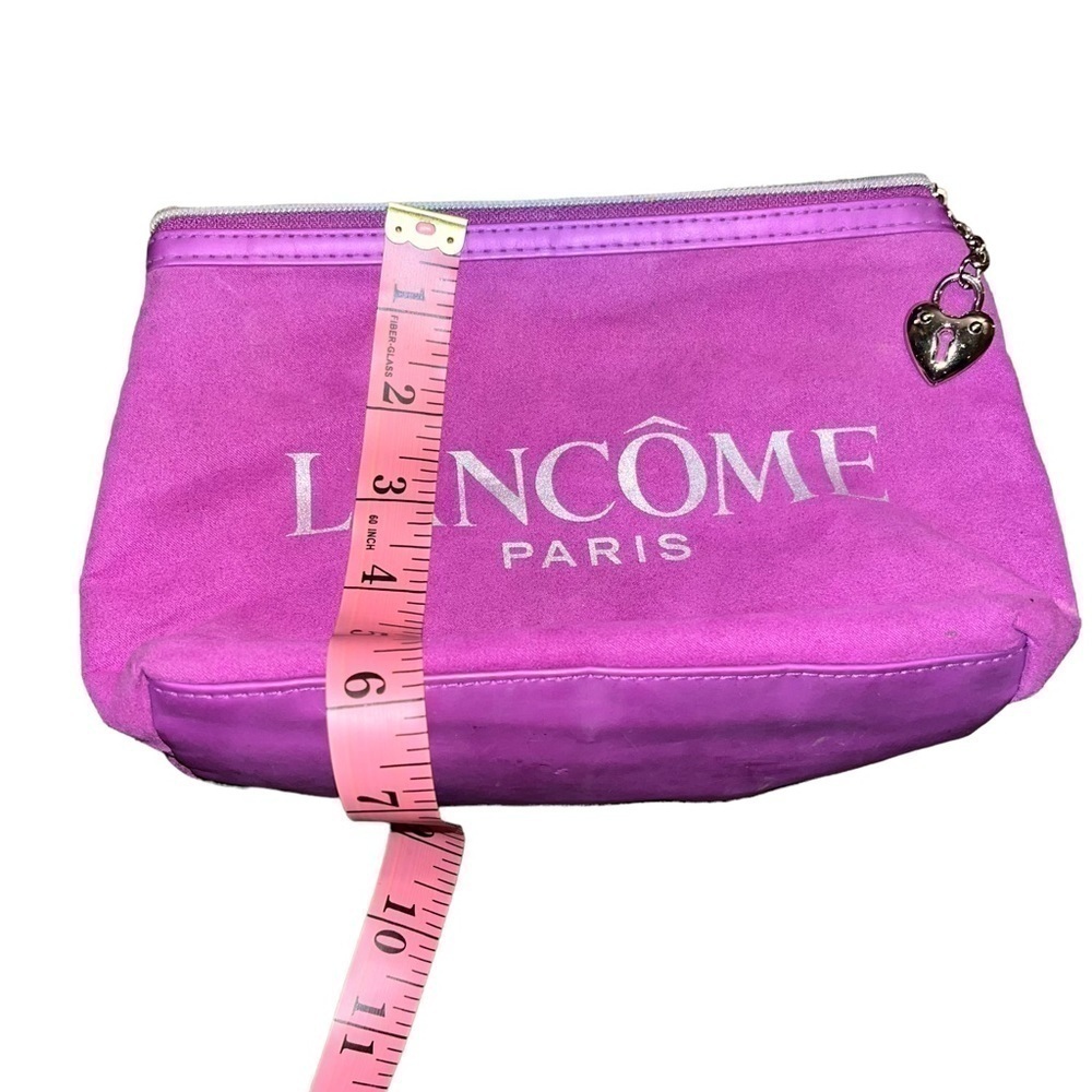 Lancome Paris 80th Anniversary
Limited Edition Cosmetic Bag - Picture 8 of 9